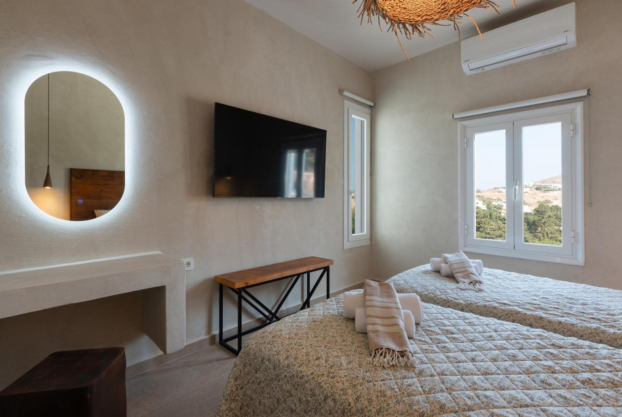 Krios Luxury Suites Krotiri エクステリア 写真